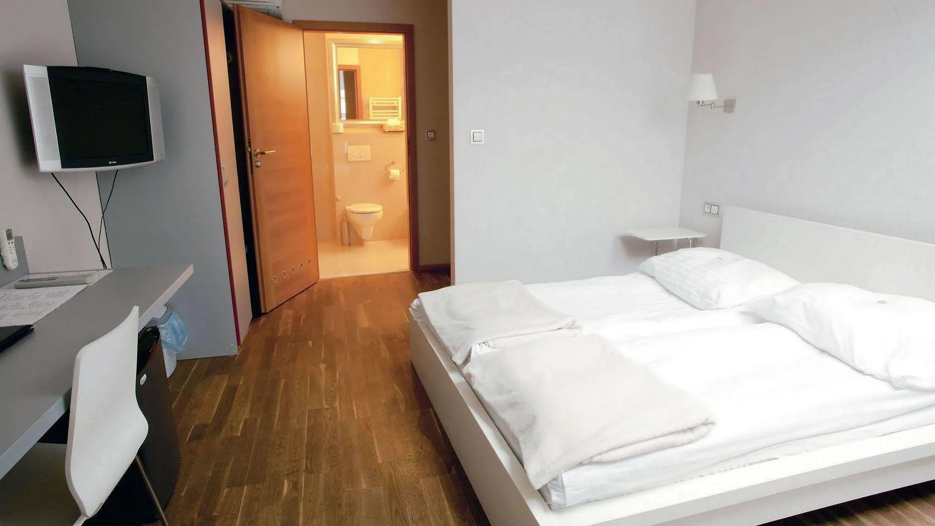 Hotel Floryan Old Town Cracovia