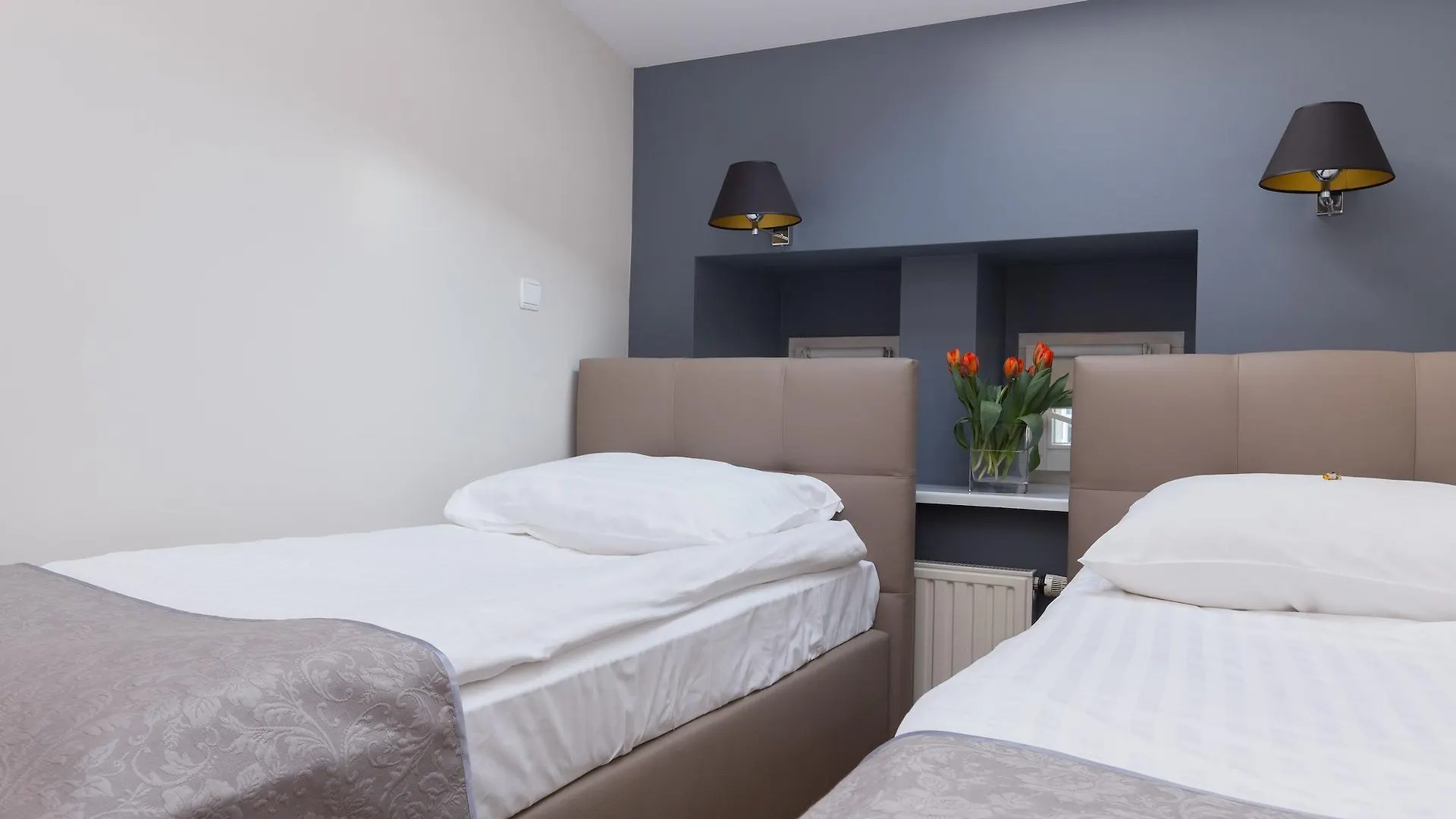 Hotel Floryan Old Town Krakow 3*,